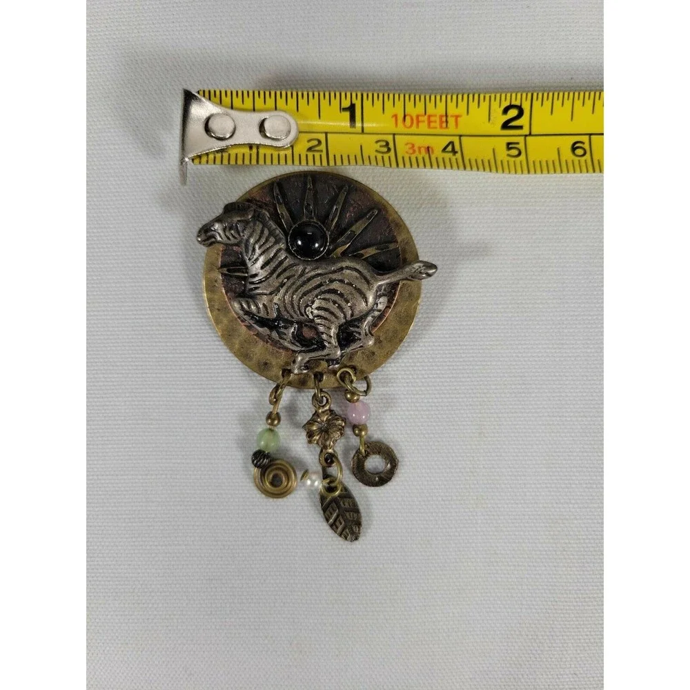 N/A zebra brooch